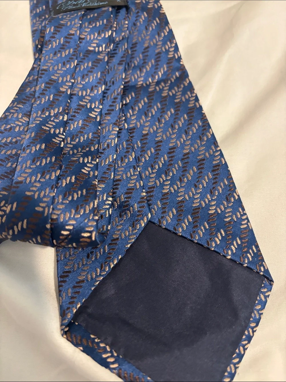 Charvet Classic Men's Blue Patterned Silk Tie